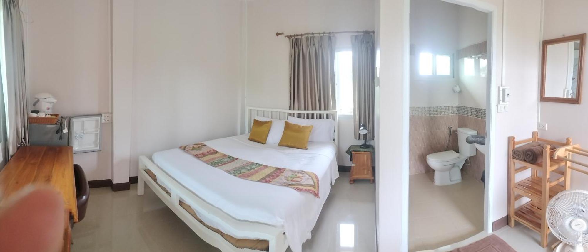 M-Plus Homestay Σουκοτάι Εξωτερικό φωτογραφία